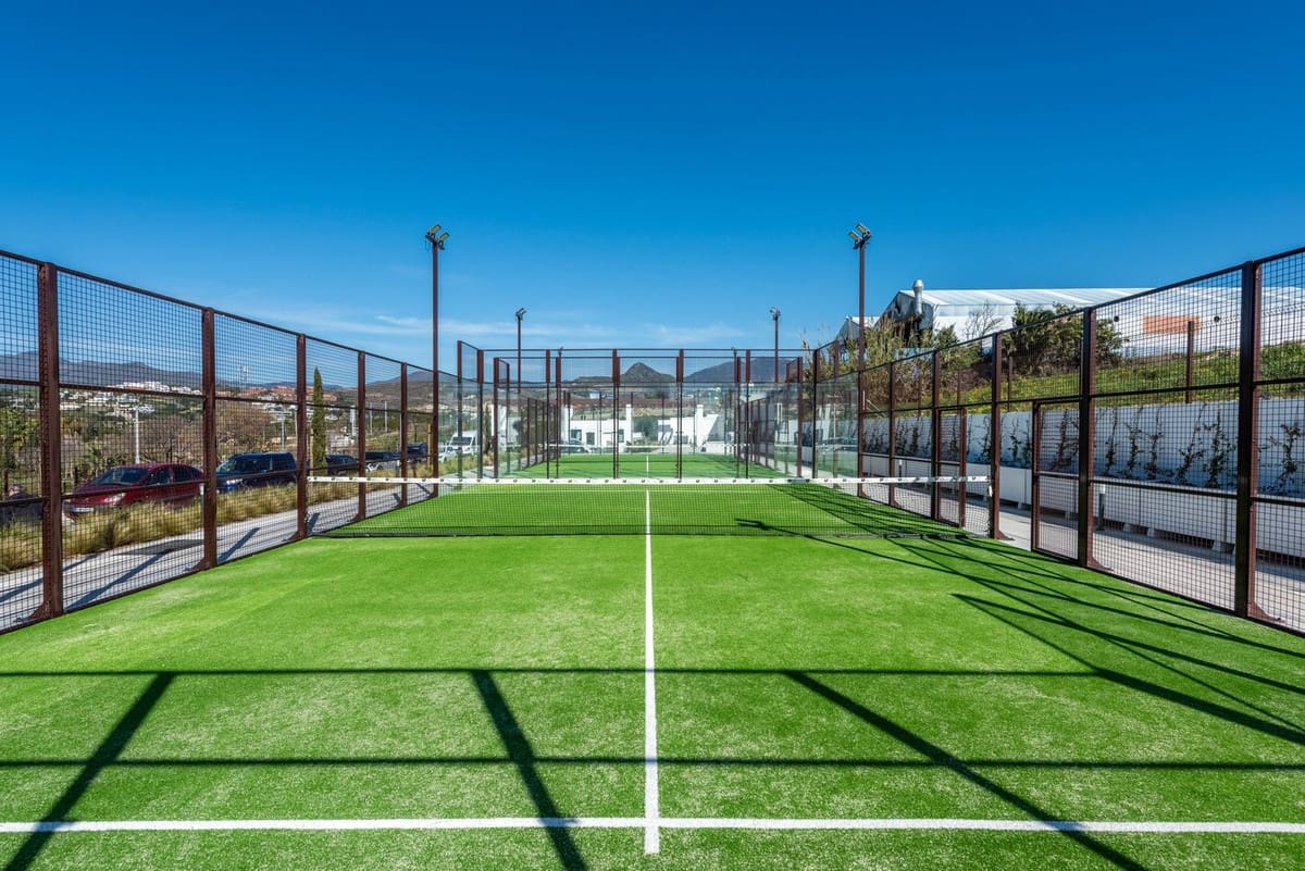 4 slaapkamer Appartement te koop in New Golden Mile - € 1.250.000 (Ref: 9943756)