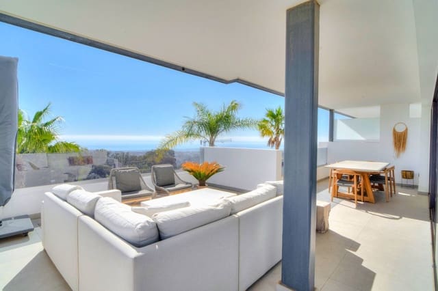 4 Zimmer Apartment zu verkaufen in Estepona mit Pool Garage - 1.400.000 € (Ref: 9943759)