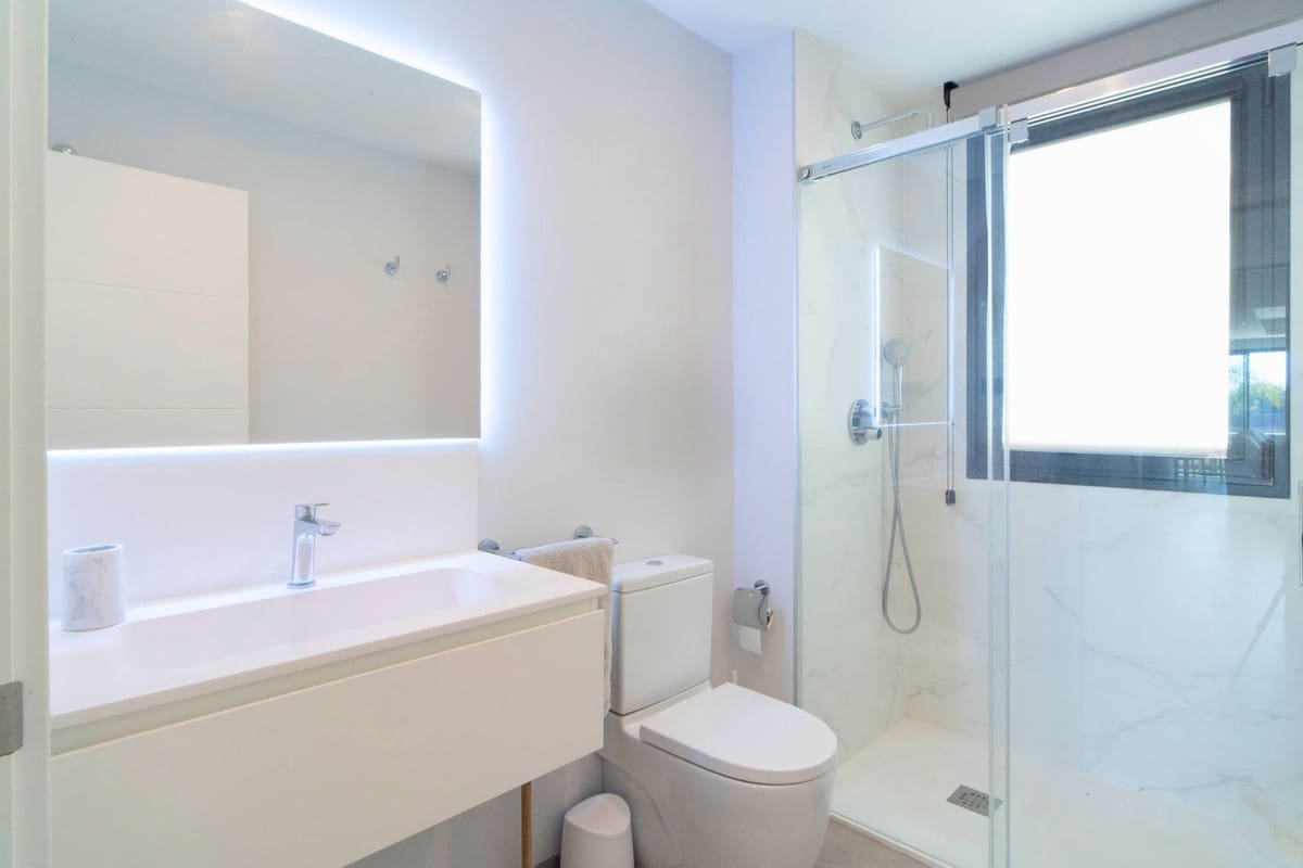 Apartamento de 4 habitaciones en Estepona en venta con piscina garaje - 1.400.000 € (Ref: 9943759)