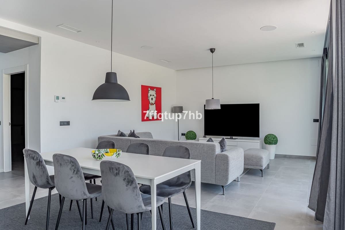 3 soveværelse Villa til salg i Estepona - € 1.395.000 (Ref: 9943760)