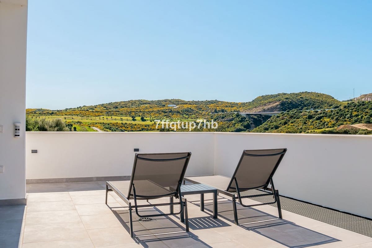 3 soveværelse Villa til salg i Estepona - € 1.395.000 (Ref: 9943760)