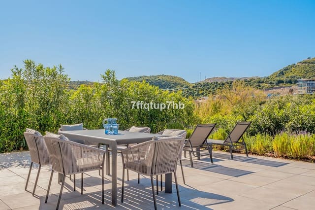 3 sovrum Villa till salu i Estepona - 1 395 000 € (Ref: 9943760)