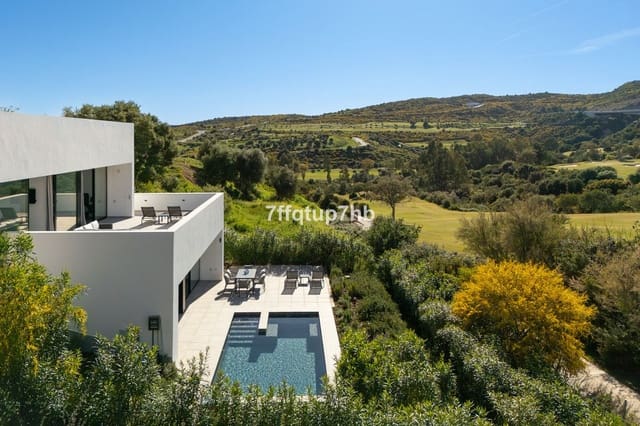 3 sovrum Villa till salu i Estepona - 1 395 000 € (Ref: 9943760)