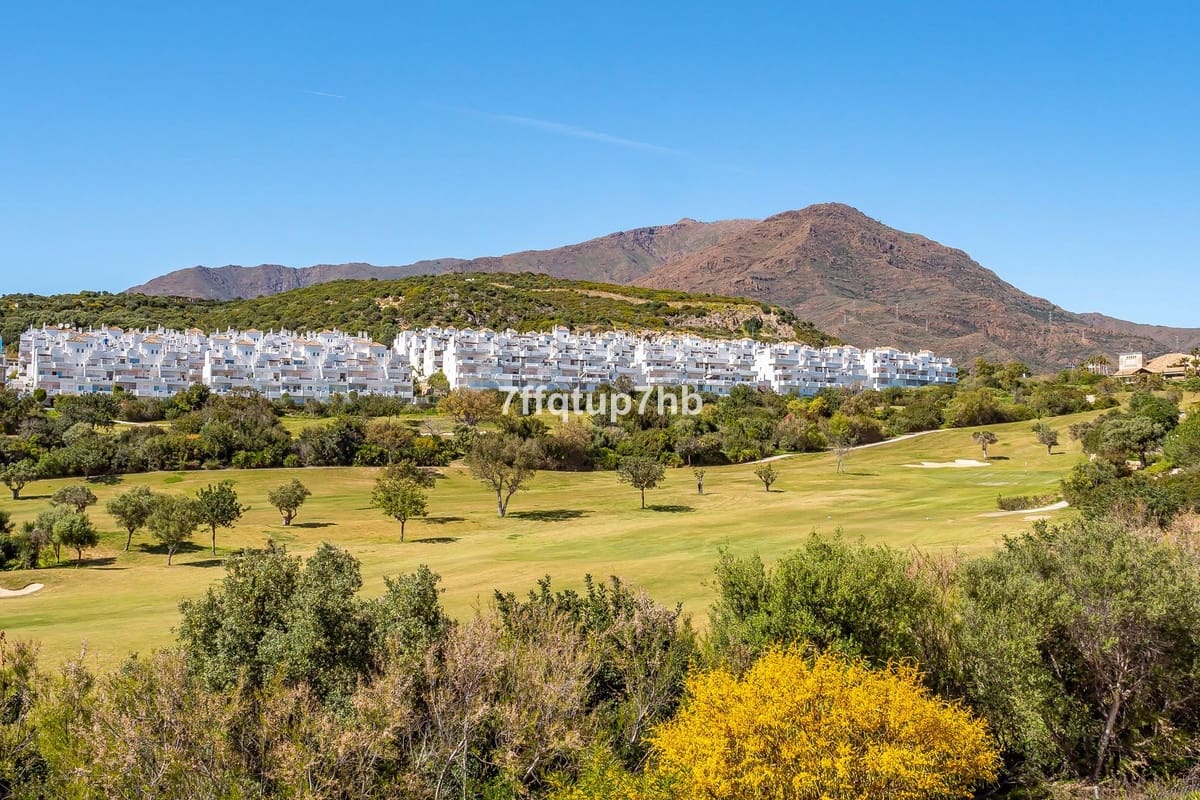 3 soveværelse Villa til salg i Estepona - € 1.395.000 (Ref: 9943760)