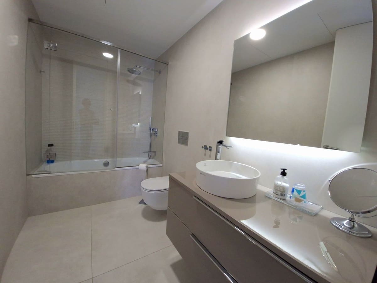 3 sypialnia Apartament na sprzedaż w Estepona z garażem - 1 375 000 € (Ref: 9943761)