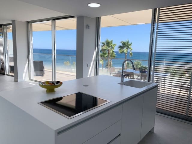 3 Zimmer Apartment zu verkaufen in Estepona mit Pool Garage - 1.375.000 € (Ref: 9943761)