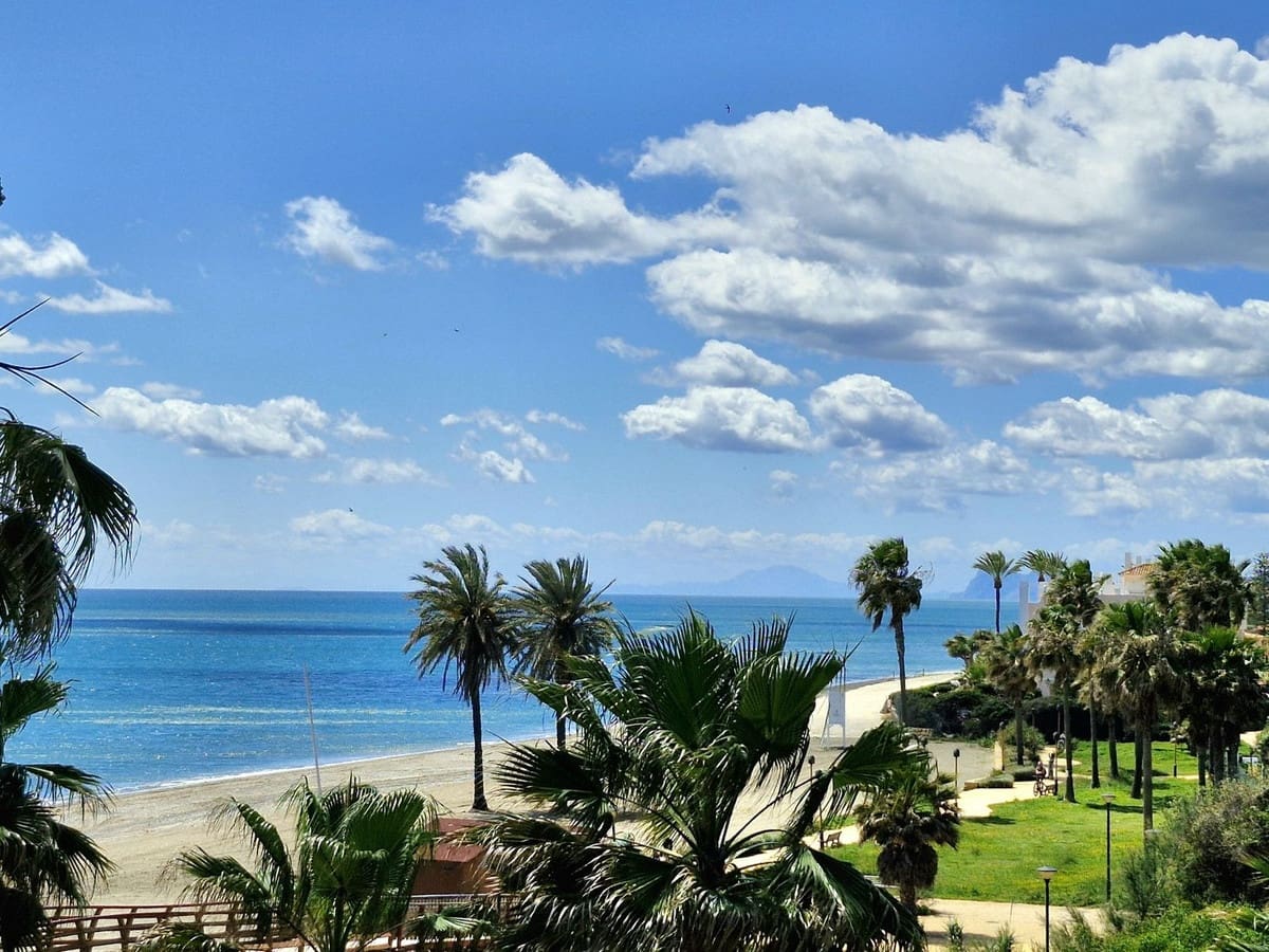 3 sypialnia Apartament na sprzedaż w Estepona z garażem - 1 375 000 € (Ref: 9943761)