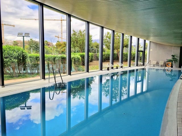 3 Zimmer Apartment zu verkaufen in Estepona mit Pool Garage - 1.375.000 € (Ref: 9943761)