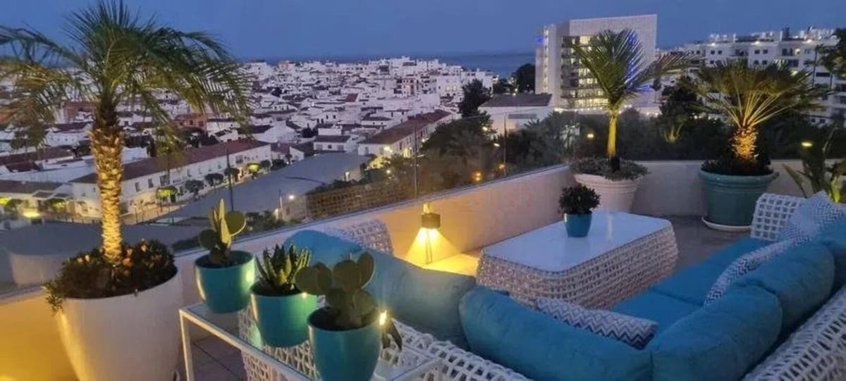2 sypialnia Apartament na sprzedaż w Estepona z garażem - 1 499 000 € (Ref: 9943764)