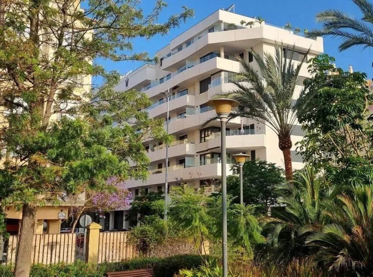 2 sypialnia Apartament na sprzedaż w Estepona z garażem - 1 499 000 € (Ref: 9943764)