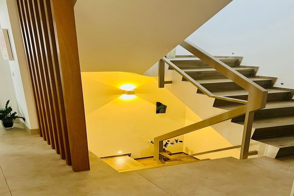 Casa de 4 habitaciones en Estepona en venta - 1.449.000 € (Ref: 9943765)