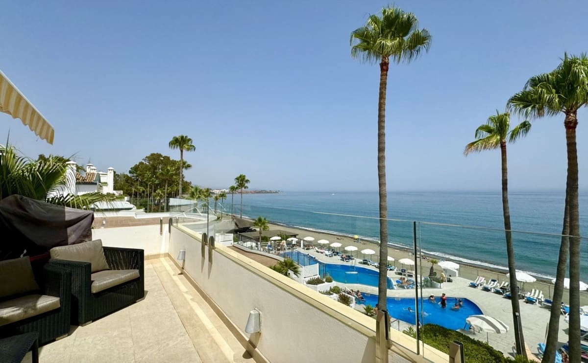 3 sovrum Lägenhet till salu i Estepona - 1 850 000 € (Ref: 9943766)