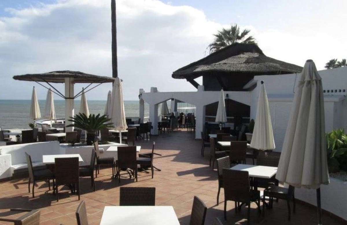 3 sovrum Lägenhet till salu i Estepona - 1 850 000 € (Ref: 9943766)