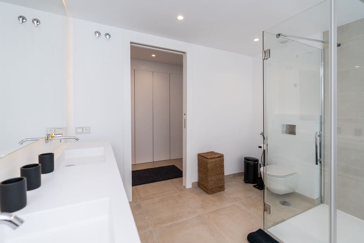 5 chambre Appartement à vendre à El Paraiso - 1 750 000 € (Ref: 9943768)