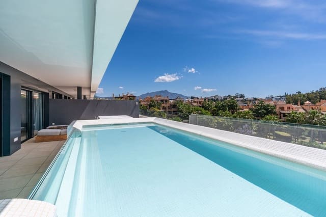 5 chambre Appartement à vendre à El Paraiso, Estepona - 1 750 000 € (Ref: 9943768)