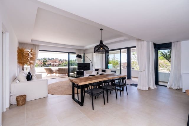 5 chambre Appartement à vendre à El Paraiso, Estepona - 1 750 000 € (Ref: 9943768)