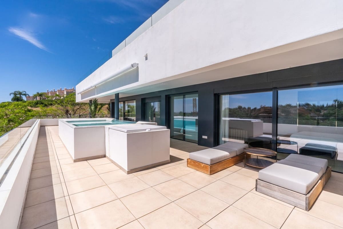 5 chambre Appartement à vendre à El Paraiso - 1 750 000 € (Ref: 9943768)