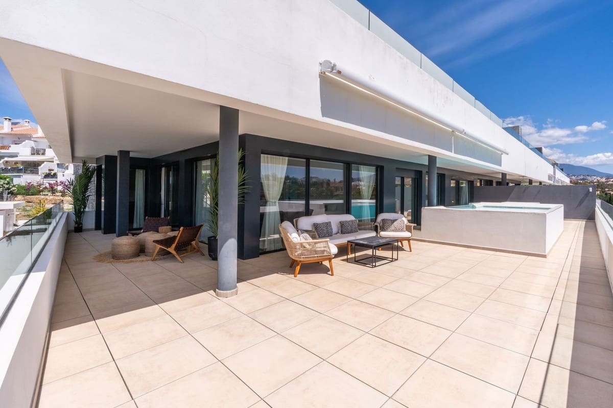 5 chambre Appartement à vendre à El Paraiso - 1 750 000 € (Ref: 9943768)