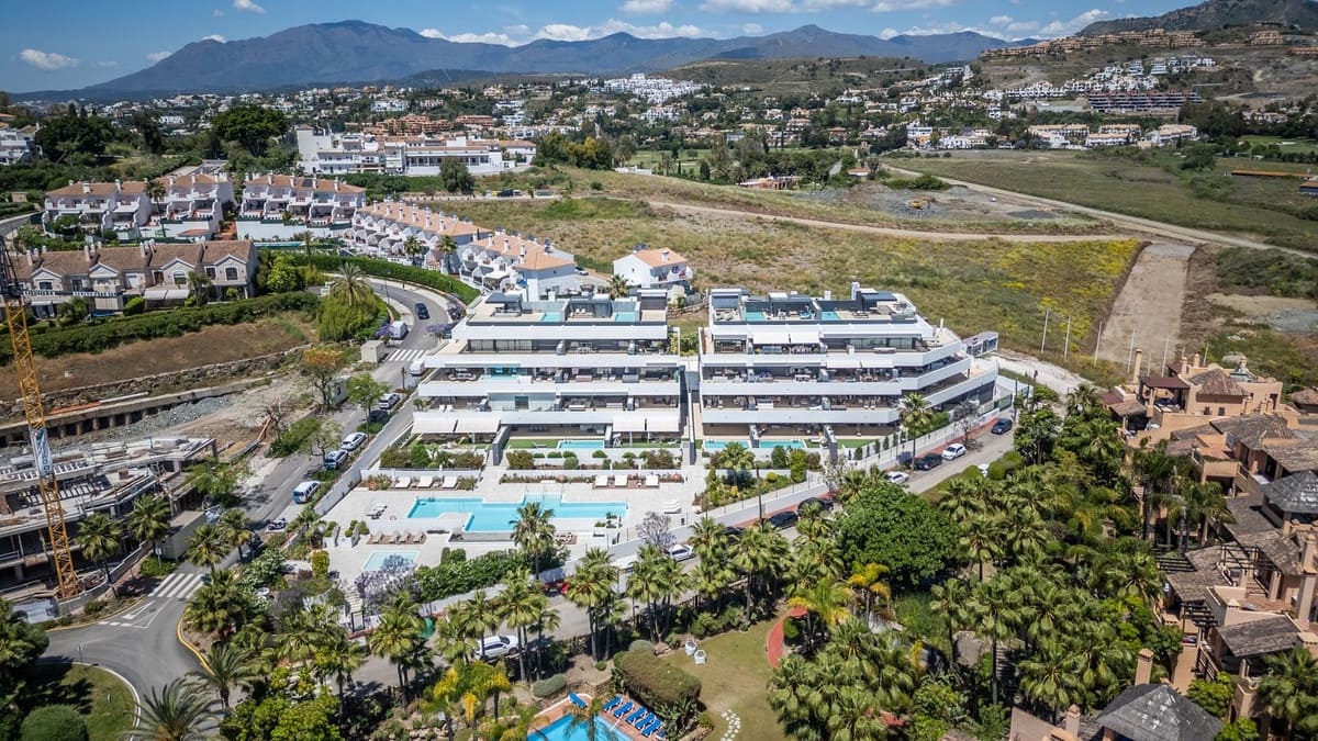5 chambre Appartement à vendre à El Paraiso - 1 750 000 € (Ref: 9943768)