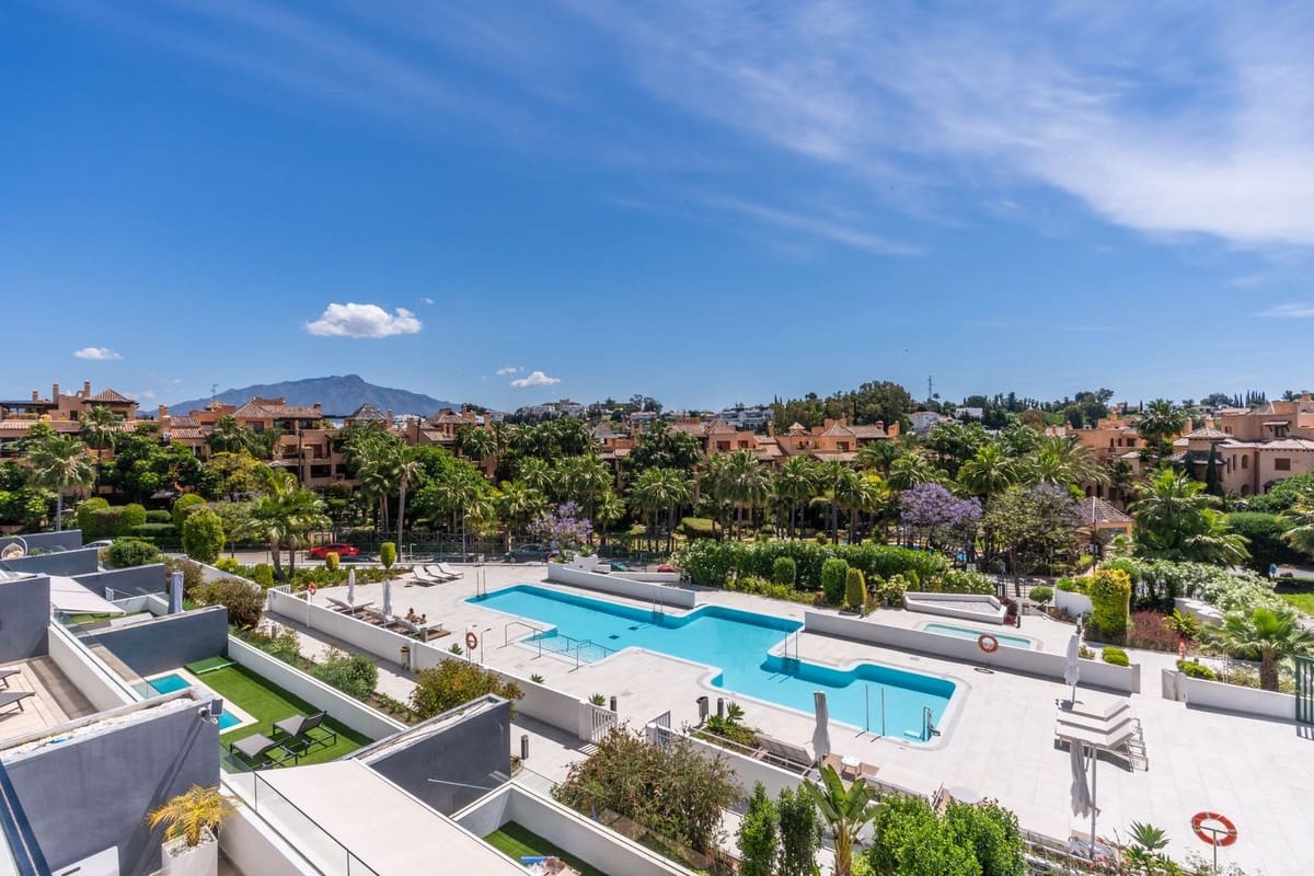 5 chambre Appartement à vendre à El Paraiso - 1 750 000 € (Ref: 9943768)