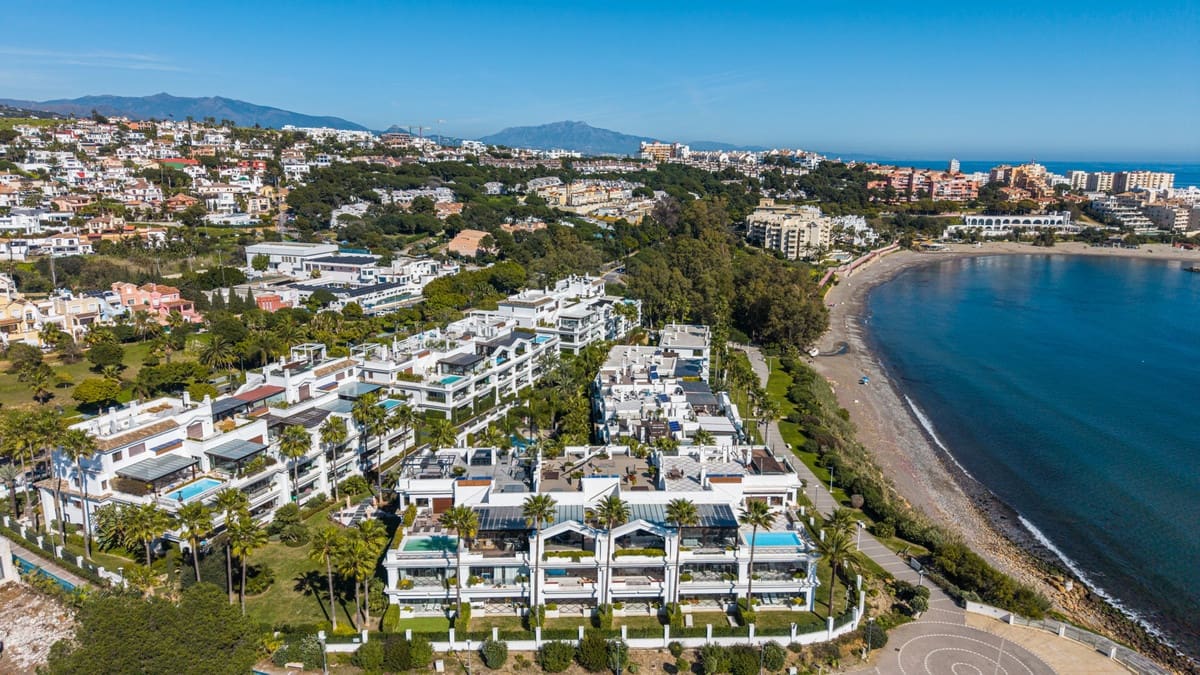 3 chambre Appartement à vendre à Estepona - 1 700 000 € (Ref: 9943769)