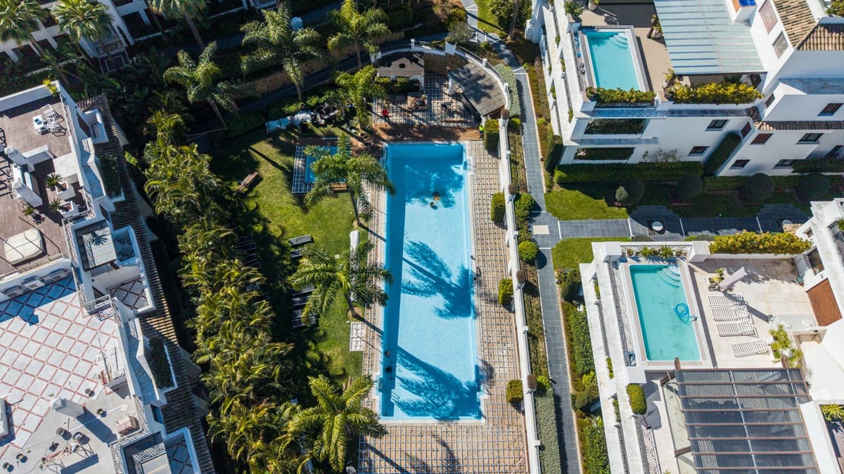 3 chambre Appartement à vendre à Estepona - 1 700 000 € (Ref: 9943769)