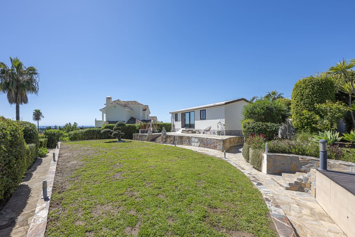 6 chambre Villa/Maison à vendre à Estepona - 1 550 000 € (Ref: 9943770)