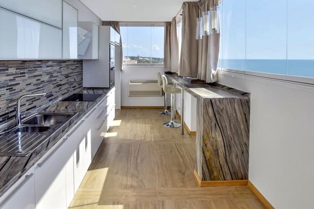 2 Zimmer Apartment zu verkaufen in Estepona - 1.550.000 € (Ref: 9943771)