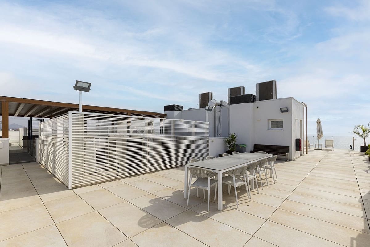 3 makuuhuone Huoneisto myytävänä paikassa Estepona - 2 150 000 € (Ref: 9943772)