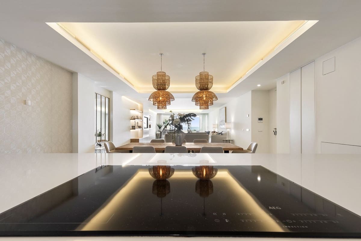 3 makuuhuone Huoneisto myytävänä paikassa Estepona - 2 150 000 € (Ref: 9943772)