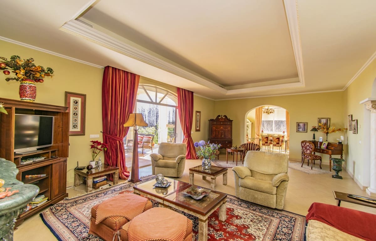 7 camera da letto Villa in vendita in Estepona con garage - 2.300.000 € (Rif: 9943773)