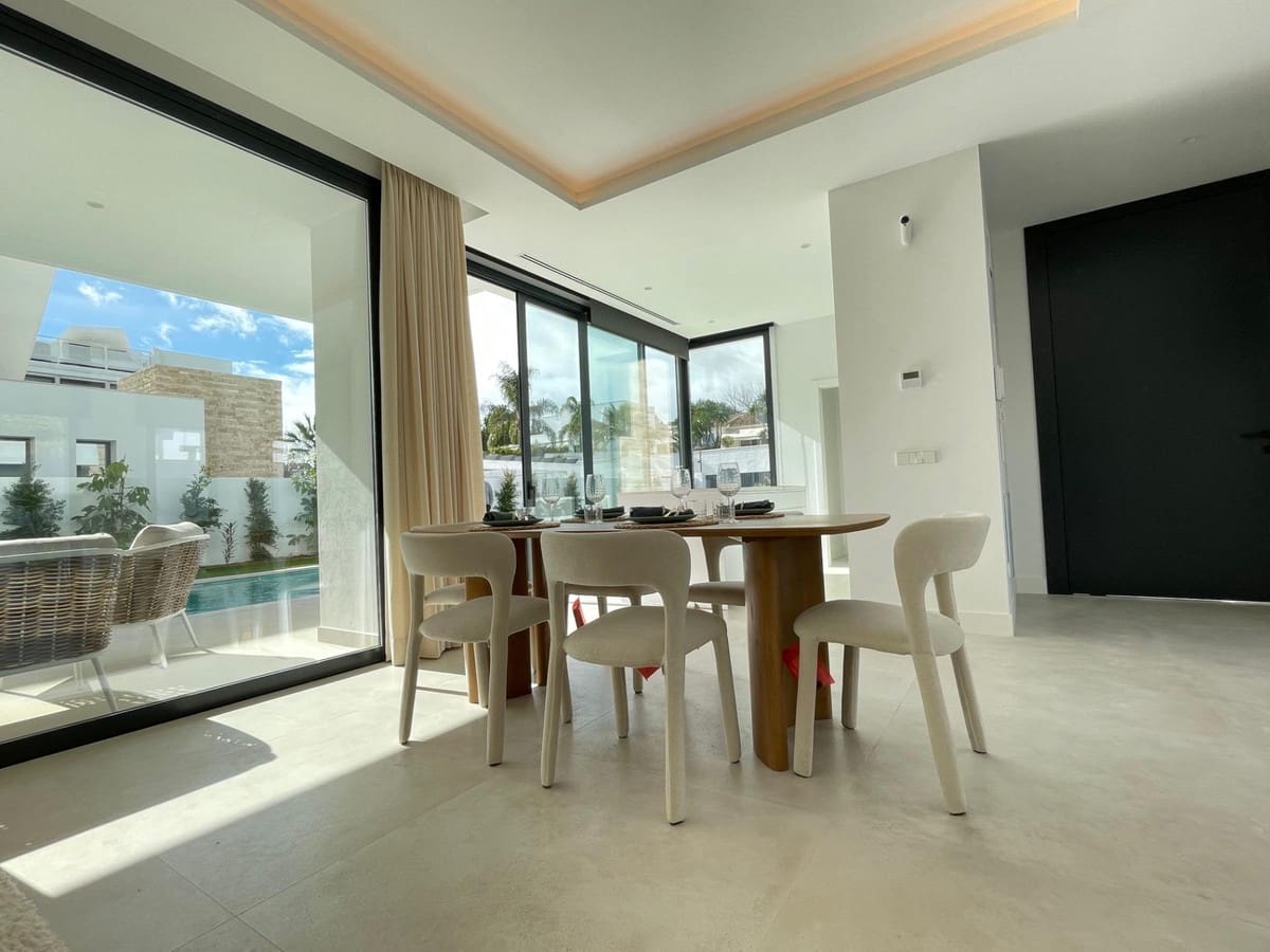 6 Zimmer Villa zu verkaufen in Atalaya-Isdabe mit Garage - 1.950.000 € (Ref: 9943775)