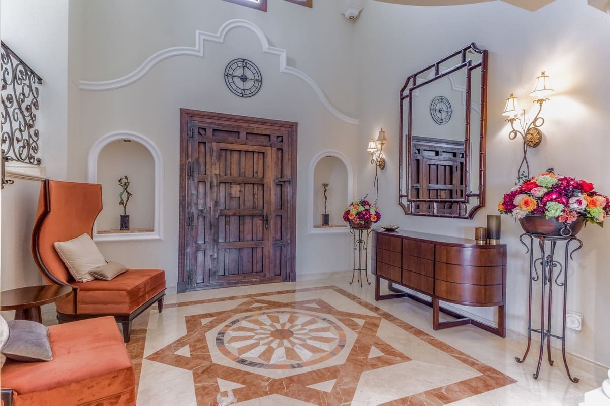 5 slaapkamer Villa te koop in Atalaya-Isdabe met garage - € 2.550.000 (Ref: 9943778)