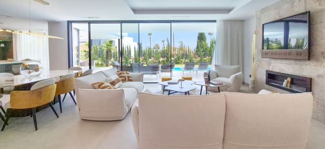 4 camera da letto Villa in vendita in Estepona con garage - 2.495.000 € (Rif: 9943779)