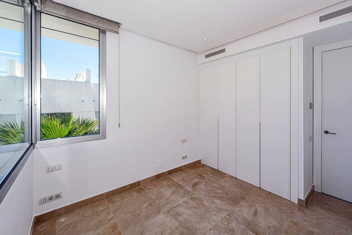 4 slaapkamer Huis te koop in Rio Real - € 1.250.000 (Ref: 9997599)