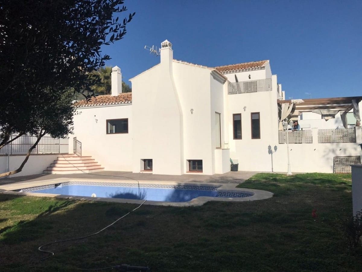 4 camera da letto Casa in vendita in Benalmadena con piscina garage - 1.200.000 € (Rif: 9997603)