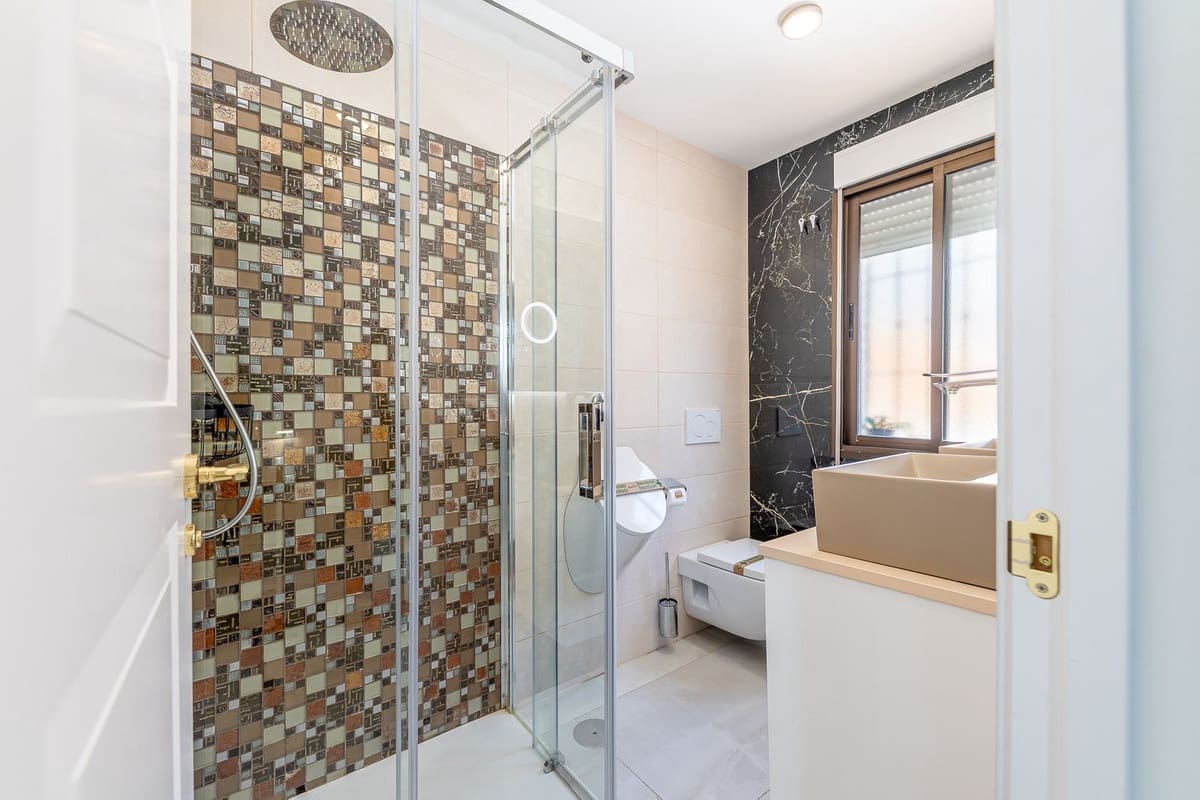 4 soveværelse Villa til salg i Benalmadena med garage - € 1.190.000 (Ref: 9997606)