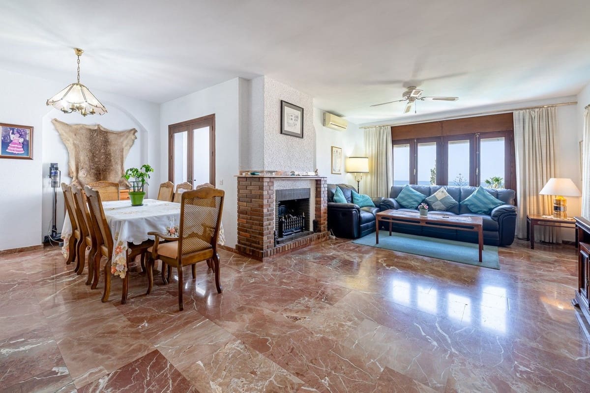 5 soveværelse Villa til salg i Benalmadena med garage - € 1.150.000 (Ref: 9997607)