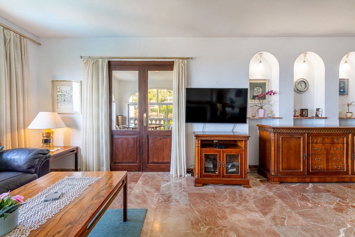 5 soveværelse Villa til salg i Benalmadena med garage - € 1.150.000 (Ref: 9997607)