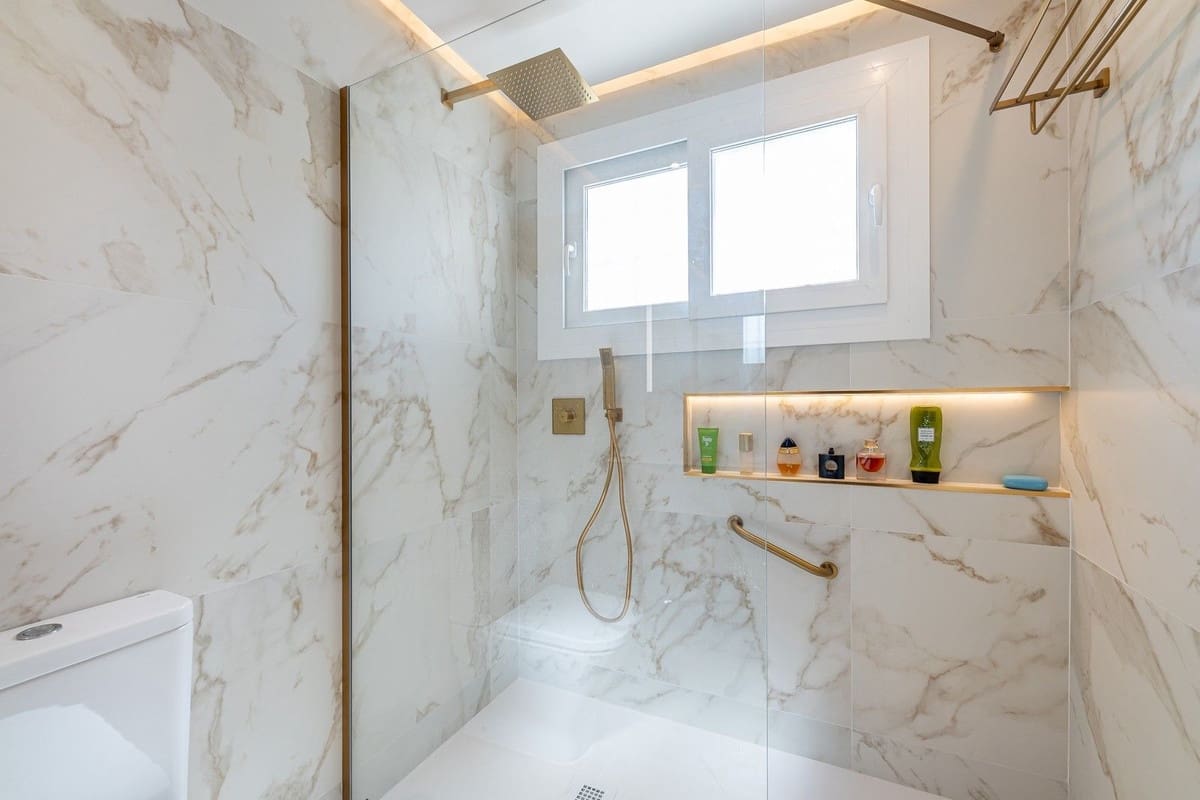 5 soveværelse Villa til salg i Benalmadena med garage - € 1.150.000 (Ref: 9997607)