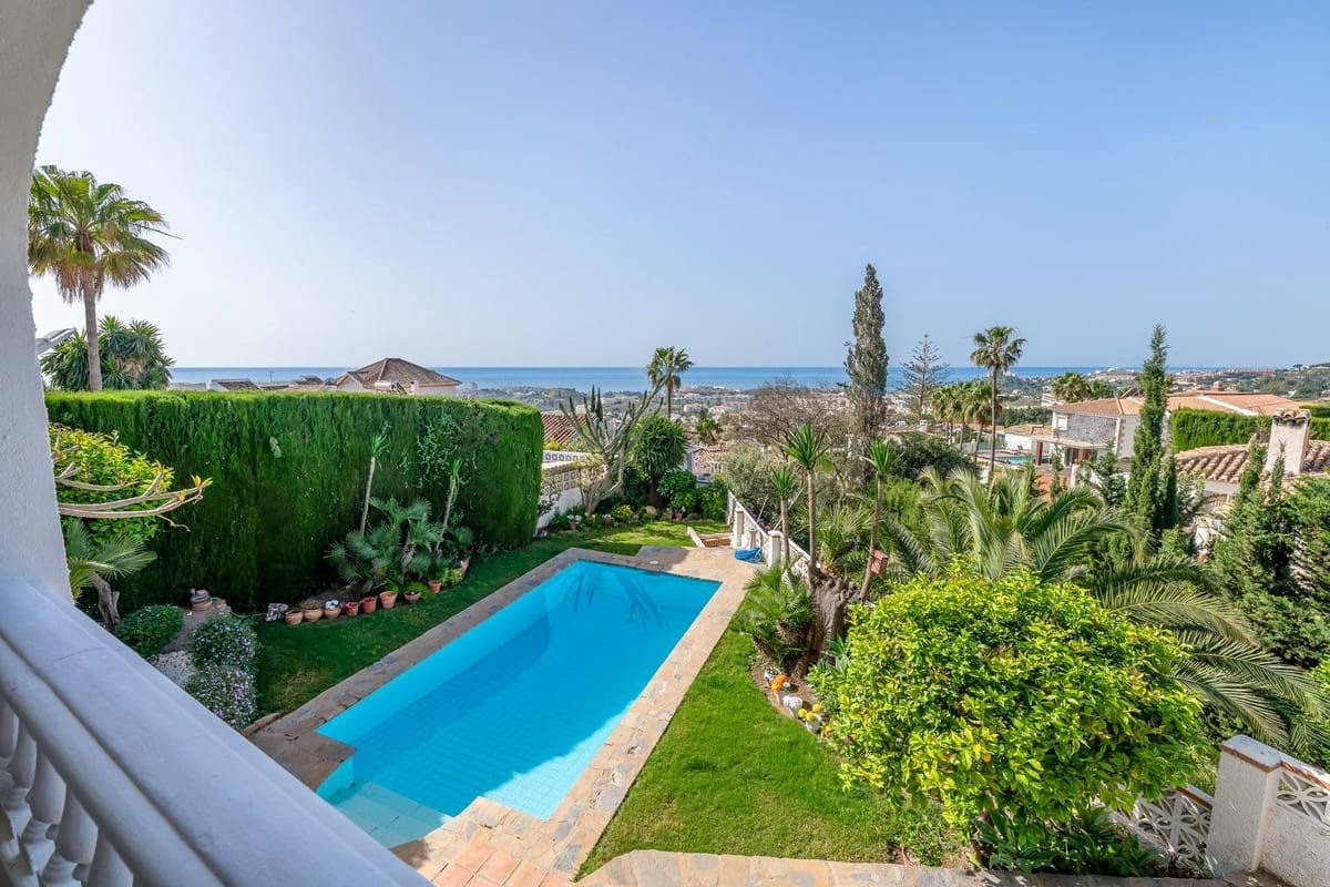 5 soveværelse Villa til salg i Benalmadena med garage - € 1.150.000 (Ref: 9997607)