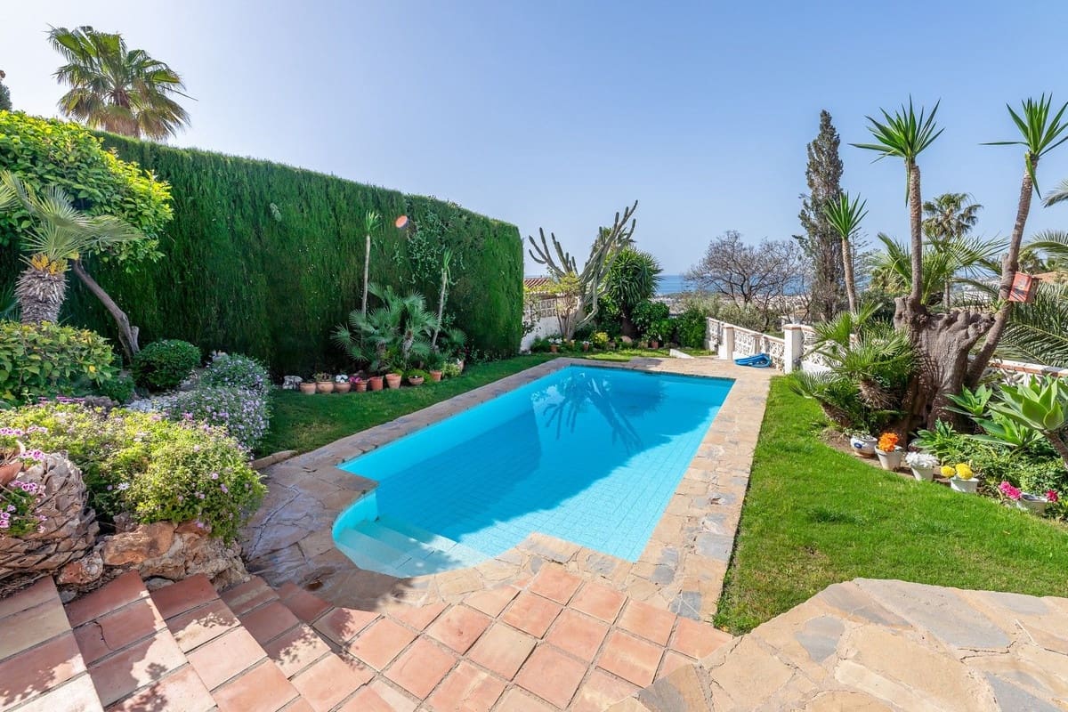5 soveværelse Villa til salg i Benalmadena med garage - € 1.150.000 (Ref: 9997607)