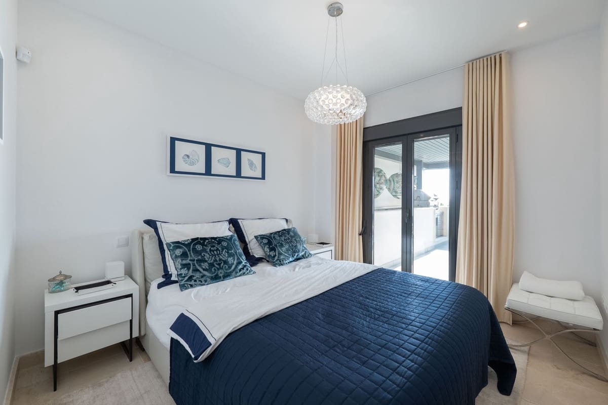 4 soverom Leilighet til salgs i Los Flamingos med garasje - € 1 370 000 (Ref: 9997609)