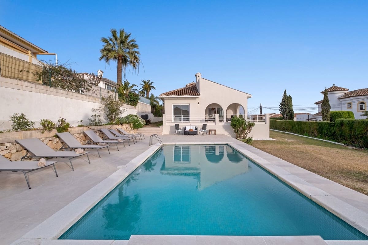 4 camera da letto Villa in vendita in Elviria con garage - 1.649.000 € (Rif: 9997615)