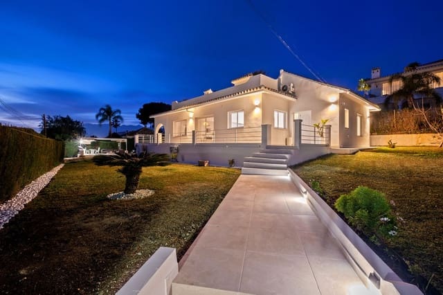 4 soverom Villa til salgs i Elviria, Marbella med svømmebasseng garasje - € 1 649 000 (Ref: 9997615)