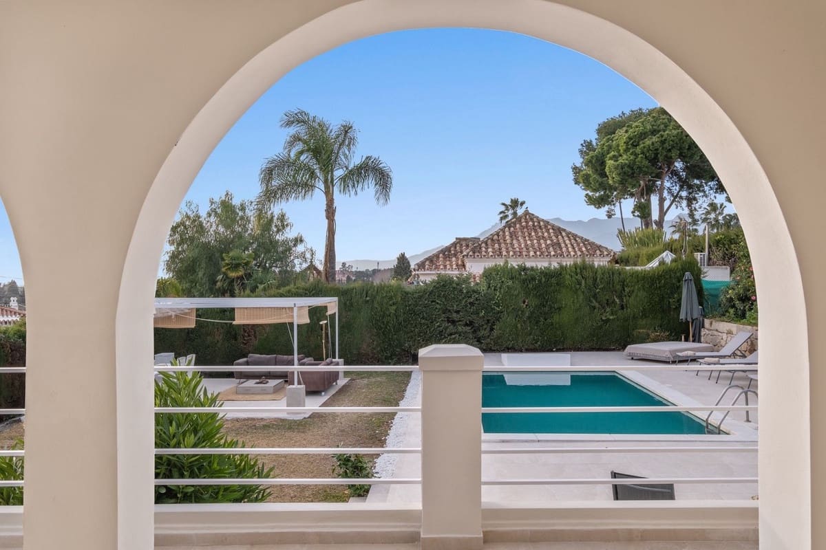 4 camera da letto Villa in vendita in Elviria con garage - 1.649.000 € (Rif: 9997615)