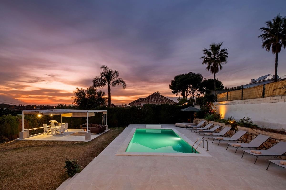 4 camera da letto Villa in vendita in Elviria con garage - 1.649.000 € (Rif: 9997615)