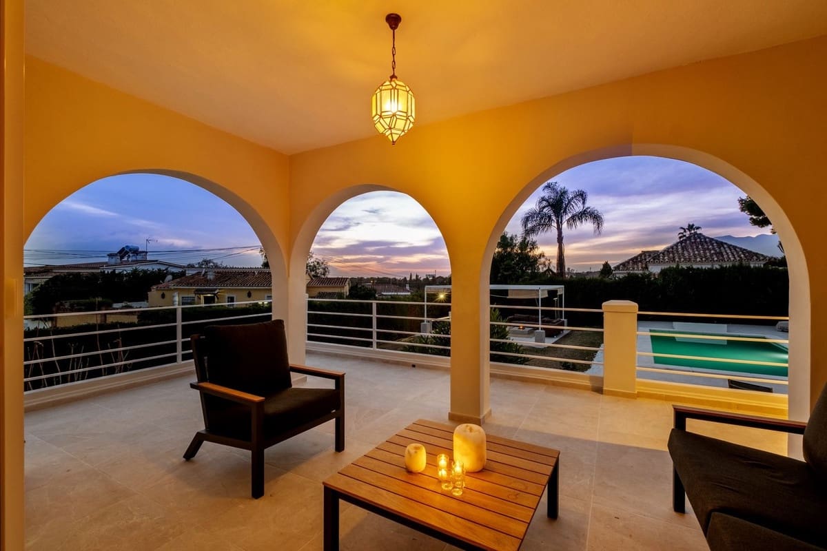 4 camera da letto Villa in vendita in Elviria con garage - 1.649.000 € (Rif: 9997615)
