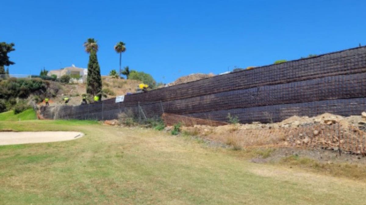 Bouwgrond te koop in Benahavis - € 1.550.000 (Ref: 9997616)