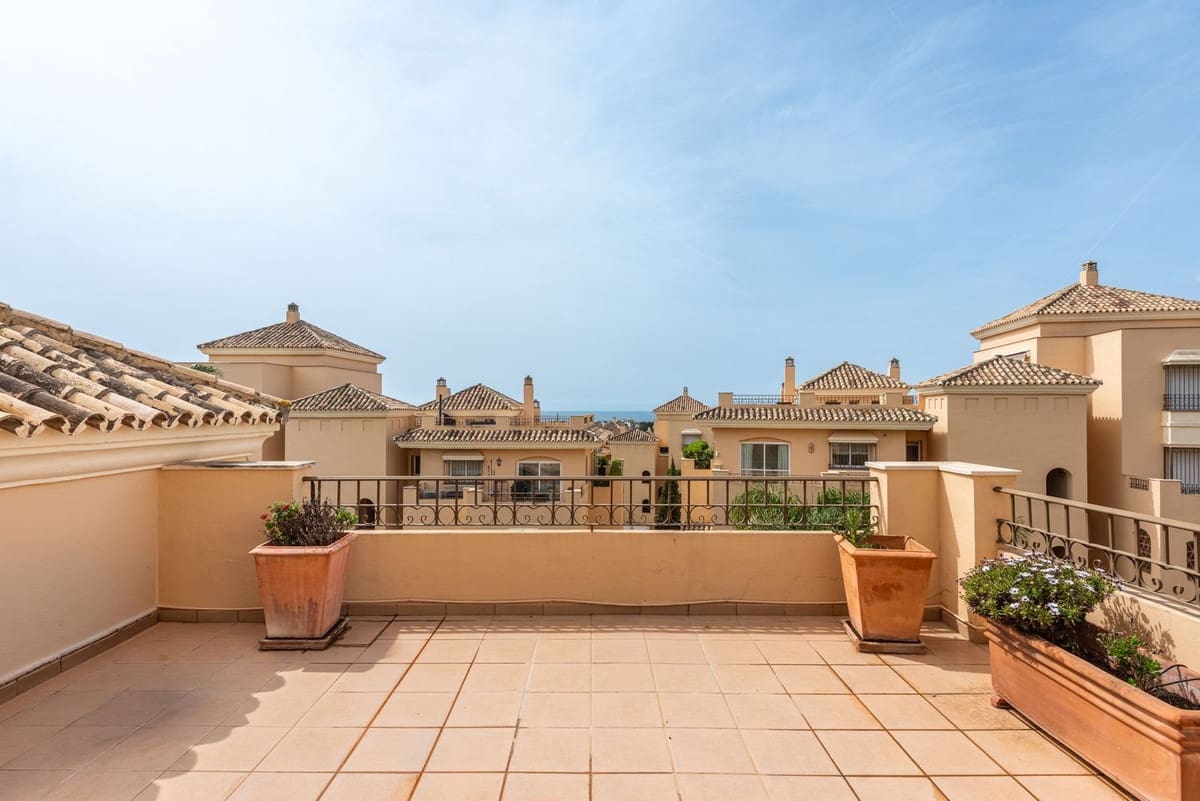 4 Zimmer Apartment zu verkaufen in Elviria mit Pool Garage - 1.500.000 € (Ref: 9997617)
